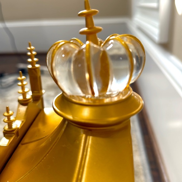 Sleeping Beauty Jewelry Box designed by Ashley Taylor - Picture 5 of 13